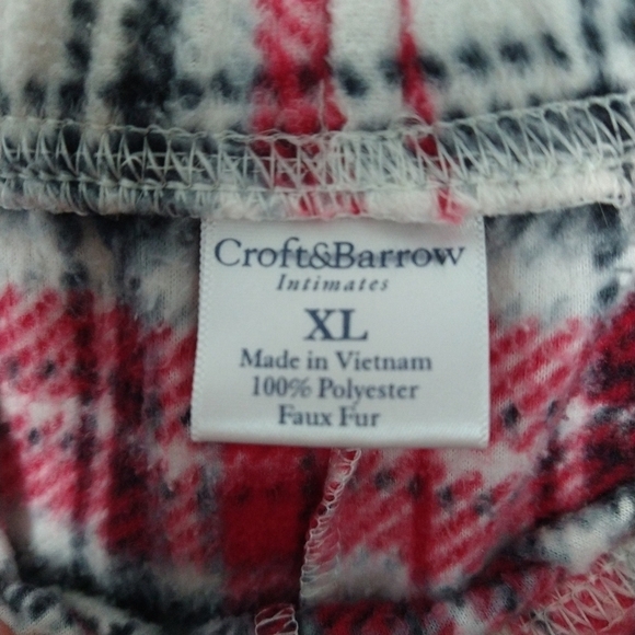 Croft and Barrow red black plaid pj/ lounge wear pants. Elastic waist. Size XL - Picture 4 of 6